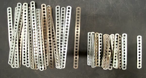 (40) GILBERT ERECTOR SET PARTS H & I, 11 & 21 HOLE FLAT STRIPS - Picture 1 of 4