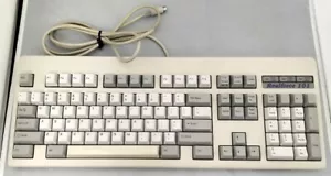 Topre Realforce 101 Us Layout ML0100 keyboard discontinued - Picture 1 of 2