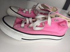 pink converse trainers