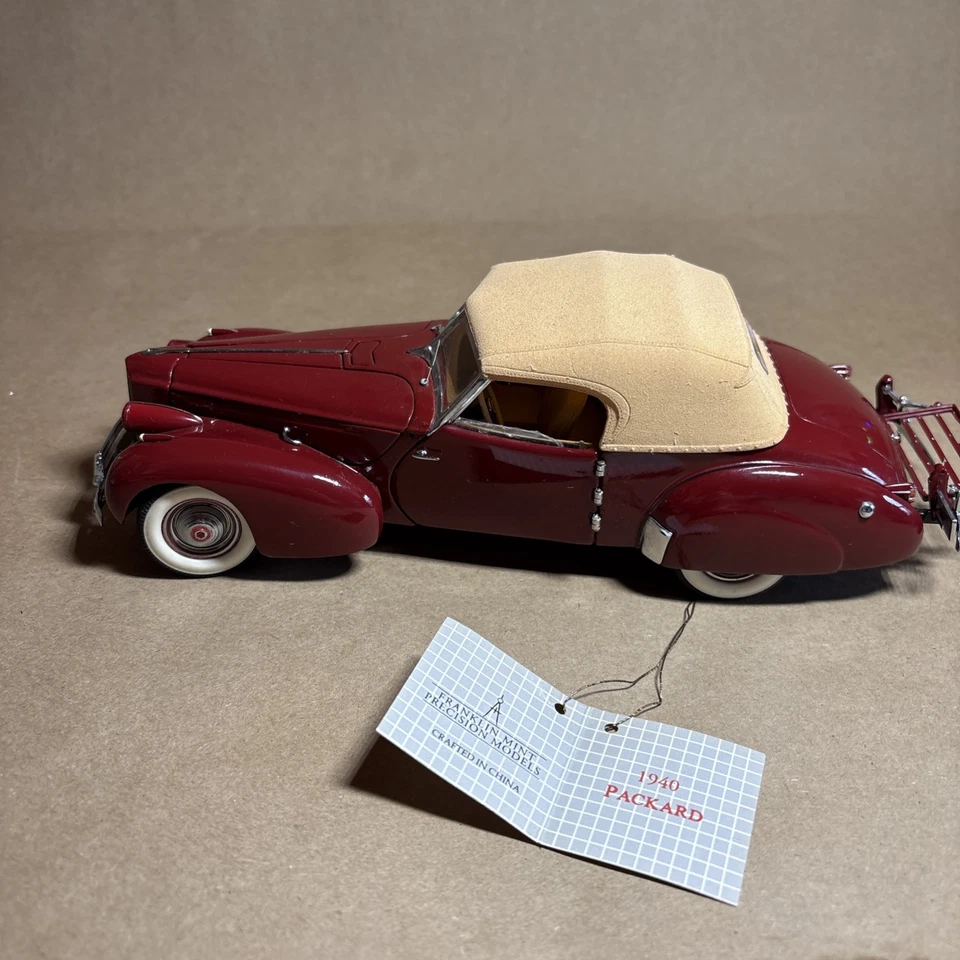 COCHE CONVERTIBLE PACKARD FRANKLIN 1940 COMO NUEVO FUNDIDO A PRESIÓN 1:25 Foto 1 de 4