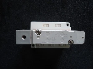 SMC SYA7140-02N , SUP: 0.15-0.7 MPa. PIL. (0.7XP+0.1)-0.7 MPa. Made in Japan - Picture 1 of 4