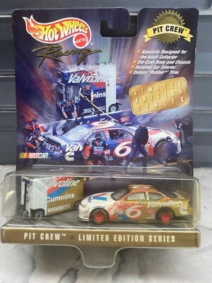 Hot Wheels Raush Racing Pit Crew Edizione Limitata Valvoline #6 Ford Taurus - Immagine 1 di 3