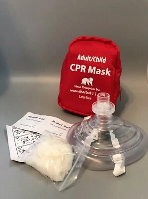 Adult/Child CPR pocket mask soft case w/Gloves   - Image 1 of 3