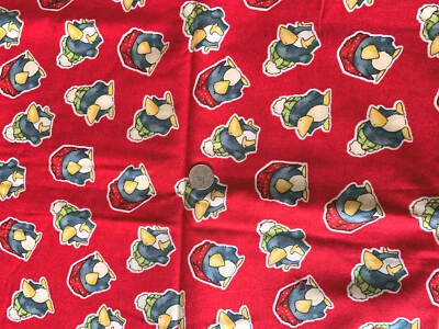 Cuervos de Navidad con Medias Sombreros en Tela de Algodón Rojo Fuera de Stock Foto 1 de 2