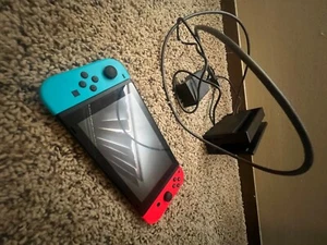 Nintendo Switch 32GB Neon Red/Neon Blue Console - Picture 1 of 2