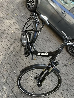 KTM Veneto Light Disc Trekking Fahrrad Damen, 28 Zoll, 51 cm Rahmenhöhe - Bild 1 von 4