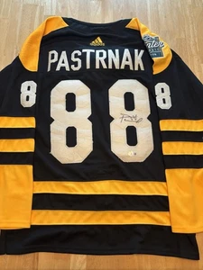 David Pastrnak Signed Autographed Boston Bruins Jersey Beckett Coa - Picture 1 of 3