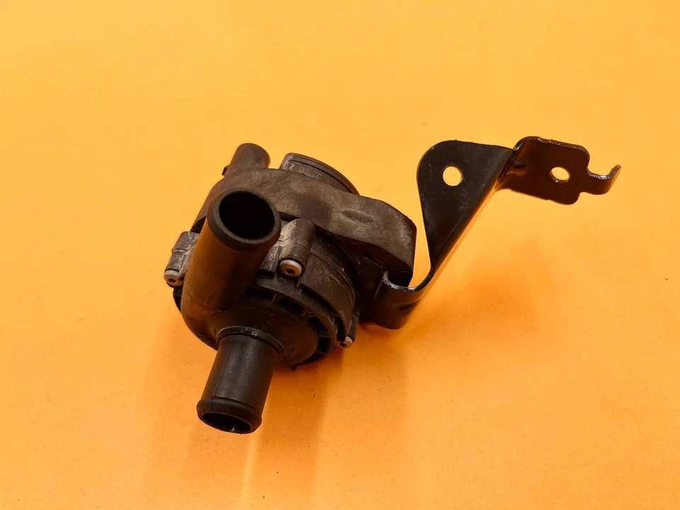 14-17 MERCEDES-BENZ S MAYBACH W222 ВСПОМОГАТЕЛЬНЫЙ ВОДЯНОЙ НАСОС НАГРЕВАТЕЛЬ OEM - Изображение 1 из 4