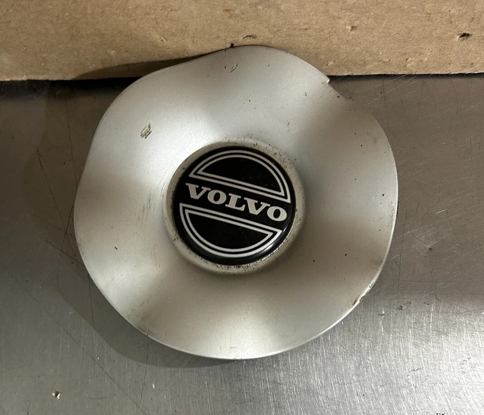 ✅1993-2000 Volvo S70 V70 850 оригинальный серебристый центральный колпак колеса 9140405 - Изображение 1 из 3