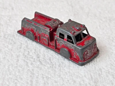 Camión de colección Midgetoy de metal fundido rojo escalera de bomberos EE. UU. 3 1/2" de largo años 60 Foto 1 de 4
