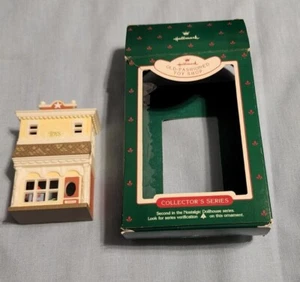 1985 Vintage Hallmark Old Fashioned Toy Shop Collector's Series Ornament EUC - Bild 1 von 4