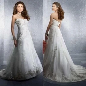 Alfred Angelo 2231 size 14 wedding dress - Picture 1 of 8