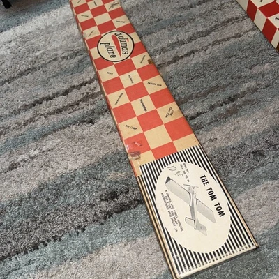 RARE NIB 1964 DUMAS PLANE THE Tom Tom RCnFLIGHT  /ELEC 41"WS .19 Engine - Image 1 of 4