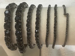 Konvolut 7 schwarze Armbänder - Bild 1 von 18
