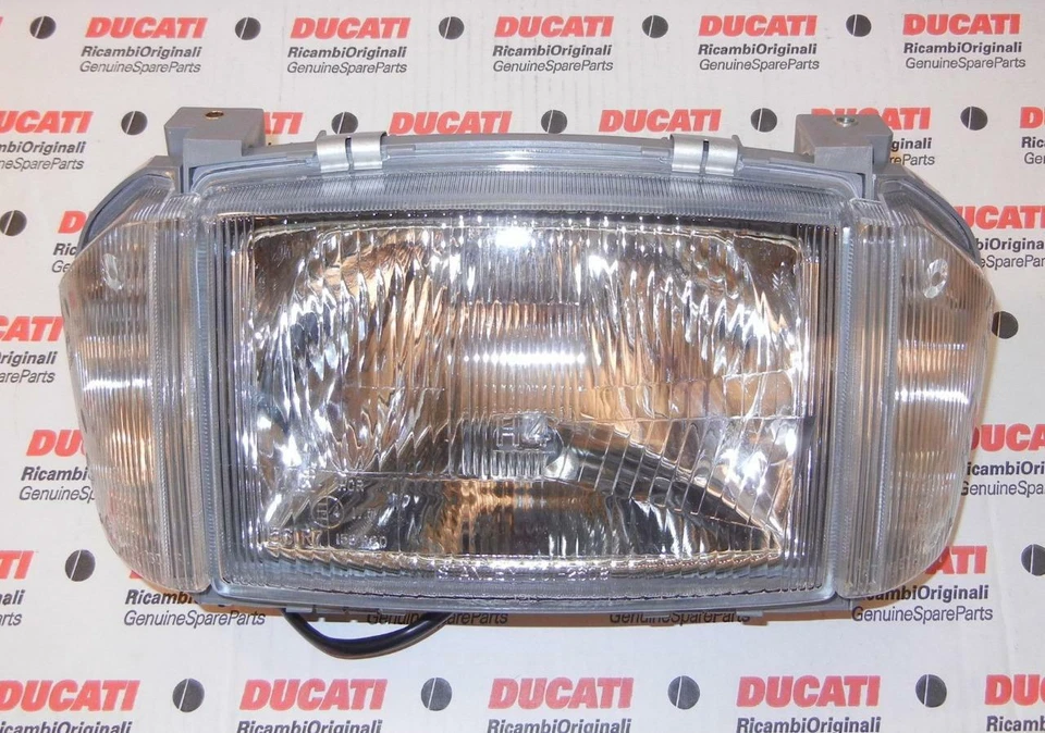 1982-83 Honda CX500TC Turbo CX650TD NOS PERFECT headlight assembly 33100-MC7-612 - Imagem 1 de 1