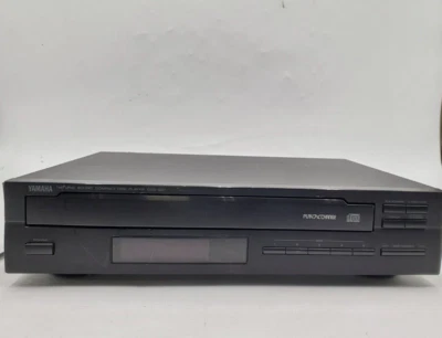 YAMAHA CDC-555 Audiophile 5 CD Changer/Player - Image 1 of 3