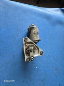 82 83 84 85 86 87 SUBARU PASSENGER WINDSHIELD WIPER MOTOR 3085 - Picture 1 of 2