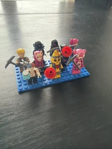 LEGO Fortnite Battle Bus Minifigure Lot Of 9 - Picture 1 of 4