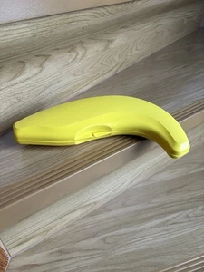 Tupperware A158 Banana Joe Bananenbox Banane Dose Aufbewahrungsbox gelb - Bild 1 von 2