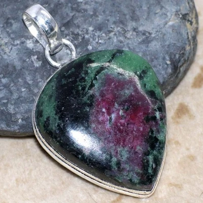 Colgante enchapado en plata 925 rubí en zoisita 1,8" joyería llamativa GW Foto 1 de 3