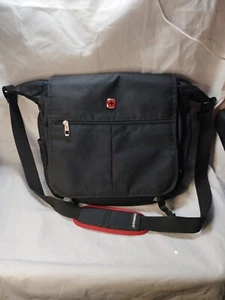 Wenger Business Messenger Bag mit Schultergurt, gepolstertes Laptopfach - Bild 1 von 12
