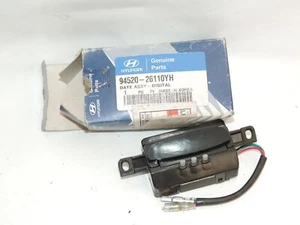 HYUNDAI Santa Fe - Horloge digitale 94520-26110YH (Digital Date Clock) - Foto 1 di 2