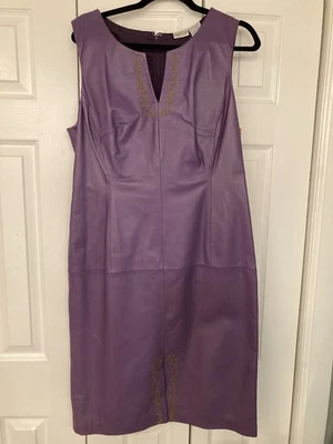 Vestido de cuero vintage Newport News 14 bordado dorado púrpura Foto 1 de 4