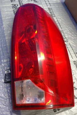 2007-2013 凯迪拉克凯雷德 EXT 尾灯组件右侧 — 第 1/4 张图片