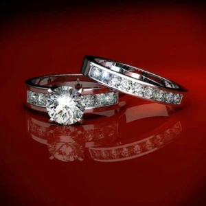 Set Anello Sposa Diamante Simulato Diamante Taglio Rotondo 2,50 Ct Placcato Oro Bianco 14K - Foto 1 di 3