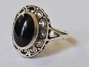 Sterling Silver ~ Black Onyx Ring ~ Size 6 ~ AWESOME DOME DESIGN! ~ VINTAGE - Picture 1 of 6
