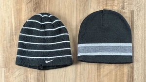 2er Pack Strick Beanie Set - Nike Logo + Striped Classic | Jugendgröße - Bild 1 von 12