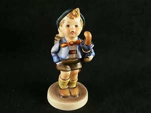 M.I. Hummel Home From Market 198 2/0 Goebel 1972/79 come nuovo ragazzo e maiale TMK 5 - Foto 1 di 4