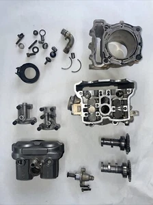 2004 YAMAHA YZ 250F WR250F YZ250F ENGINE CYLINDER HEAD TOP END CAMS VALVE - Picture 1 of 15