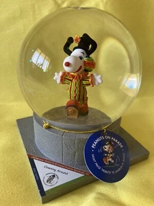 Westland Peanuts on Parade "Clowning Around" Snoopy Glitter Snow Globe #8414 - Picture 1 of 7