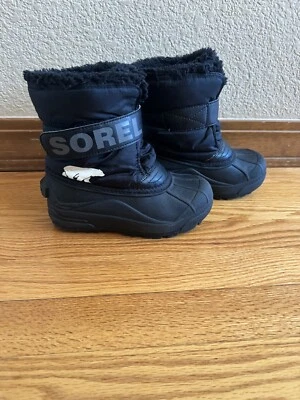 Botas SOREL para niños pequeños, talla 13, impermeables Foto 1 de 4