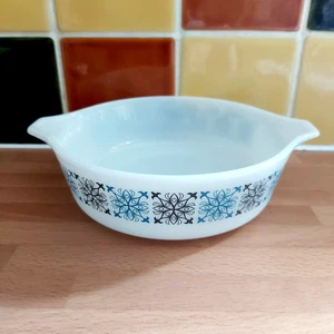 Vintage Pyrex JAJ Milk Glass Chelsea Pattern Casserole Dish Without Lid - X-Mas - Picture 1 of 13