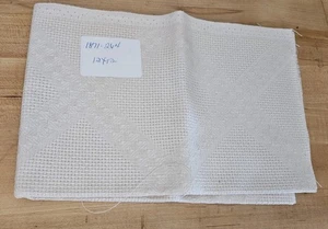 Zweigart 1871.264 Avorio/Crema 18 Ct Tessuto Punto Croce 12"x 12" Disegno Diamante - Foto 1 di 2