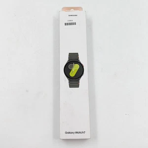 Samsung Galaxy Watch7 44mm SM-L315U | Green Aluminum | GPS + LTE - Picture 1 of 3