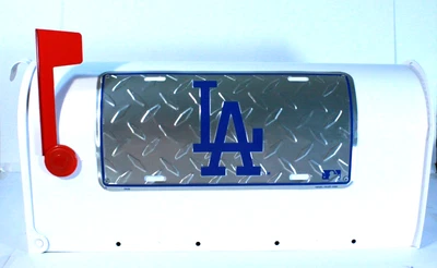 L.A Dodger MLB Vintage 2004 Mailbox Extremely Rare *See Seller Description  - Image 1 of 4