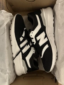 New Balance Women's 997H - Picture 1 of 7