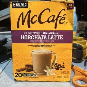 Cialde McCafe Horchata Latte K-Cup 10ct BB 03/04/2025 Keurig Caffè Sigillate - Foto 1 di 2