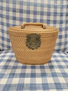 Vintage Basket Bucket Purse. Asian basket with Koi Fish Clasp - Picture 1 of 13