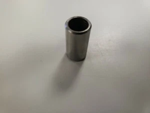Buje cárter izquierdo KTM 1985-1993 125 MX/Enduro #501.33.025.000 - Imagen 1 de 1