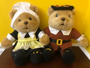 1997 Gibson Greetings Thanksgiving Holiday Pilgrims 12" Plush Groundhog Pair - Picture 1 of 9