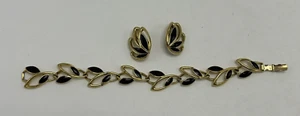 Trifari Bracelet Earrings Womans Set Gold Tone Leaves Black Enamel Clip On Flaw - Picture 1 of 11