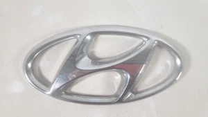 Hyundai 86300-2W000 Symbol Mark Emblem O.E.M. - Picture 1 of 2