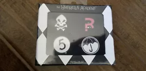 2019 DARK HORSE UMBRELLA ACADEMY GERARD WAY NETFLIX ENAMEL PIN SET OF 4 IN BOX - Picture 1 of 1