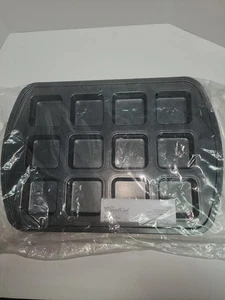 Pampered Chef Non-Stick Brownie Pan 11 x 16 (12 Brownies) NEW #1544 now #101170 - Picture 1 of 1