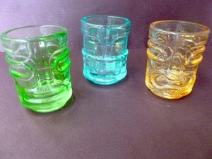 TRUE ZOO Set of 3 Tiki Shot Glasses - Picture 1 of 3