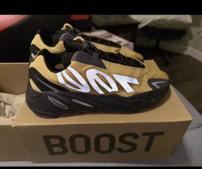 Talla 10 - Yeezy Boost 700 MNVN Honey Flux Foto 1 de 3